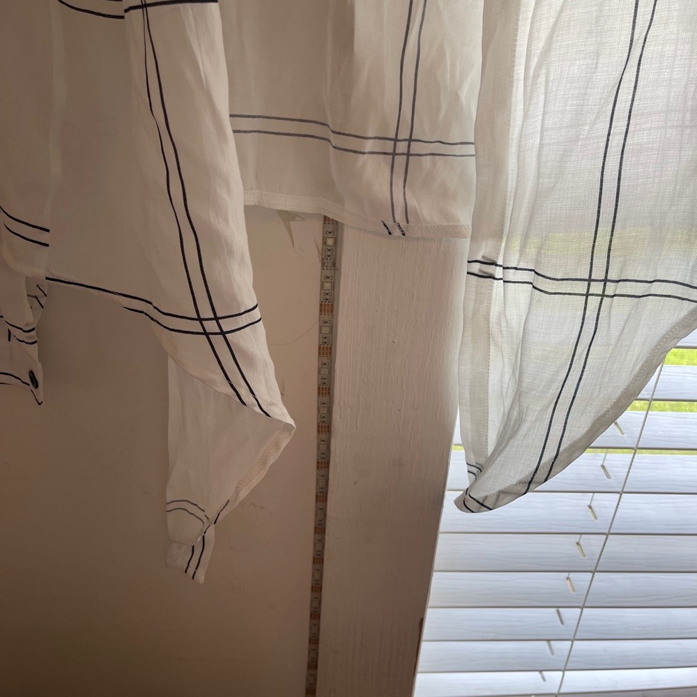 White grid button up - Picture 2 of 4